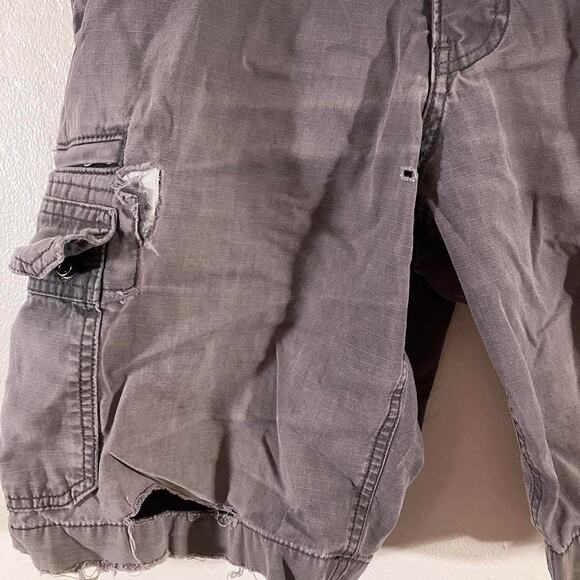 Eddie Bauer Faded Distressed Cargo Shorts - Picture 2 of 7